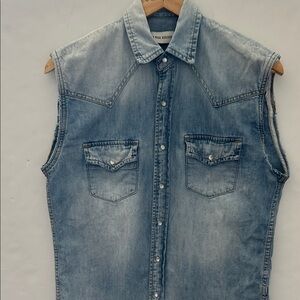 Denim Sleeveless Button-Down Shirt - Light Blue